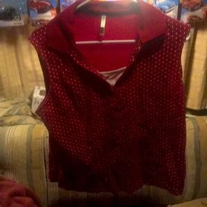 White Stag 100% Cotton Red with White Poke dot Sleeveless Women’s Shirt XL